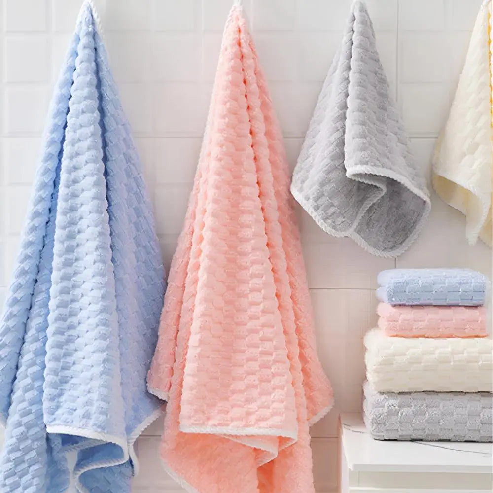 Soft Fleece Bath Towel Set with Breathable Comfort and Quick-Dry Performance