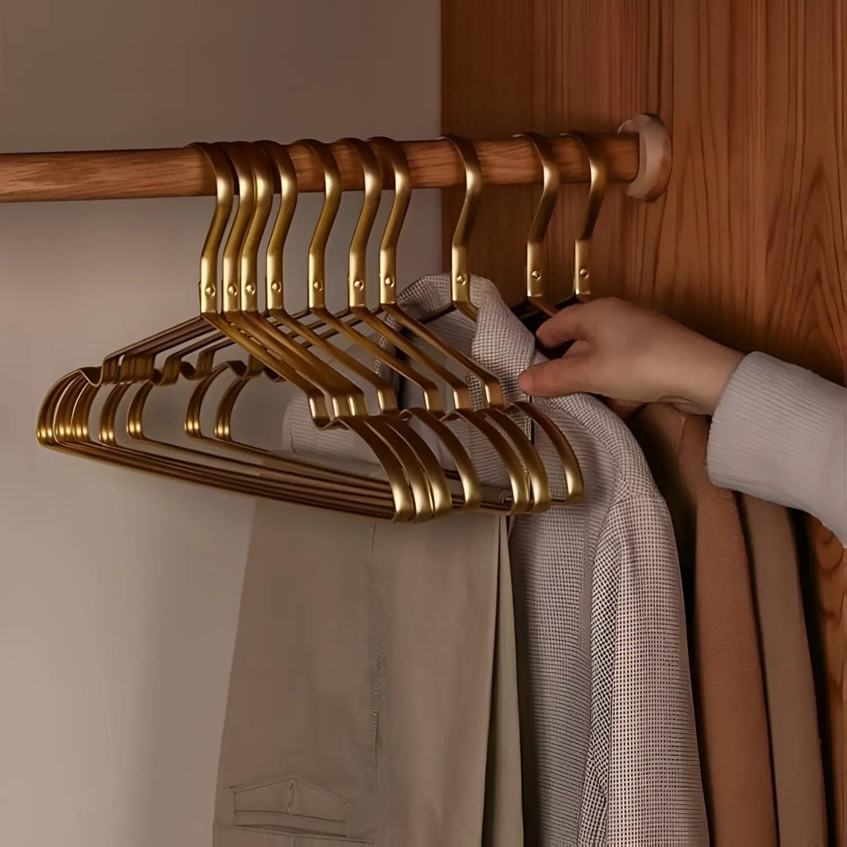 Gold Plated Metal Clothes Hangers with Non Slip Design for Coats, Blazers, and Dresses
