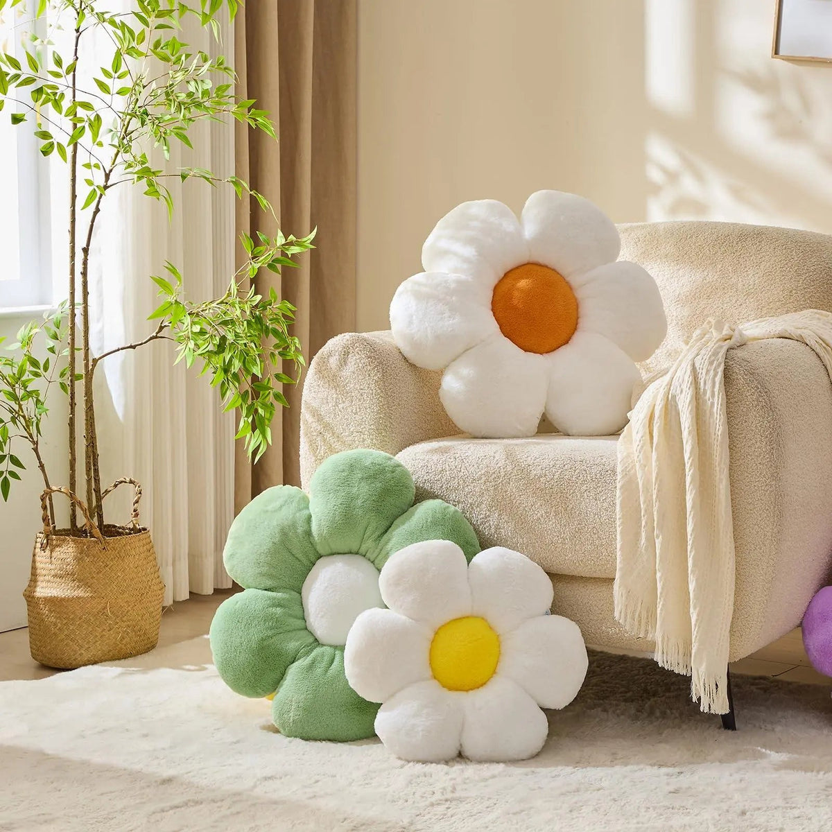 Flower-Shaped Plush Decorative Cushion with Soft Throw-Pillow Design for Sofa, Chair, and Floor Styling