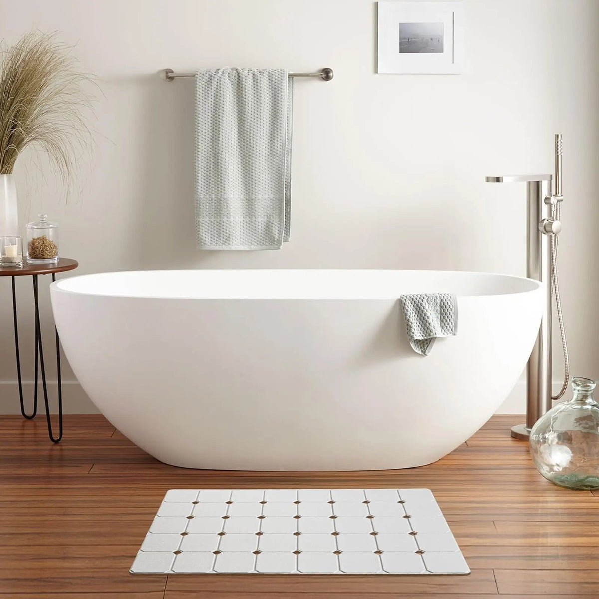 Non-Slip Silicone Bathtub Mat with Suction Cups and Drain Holes for Shower and Tub Use