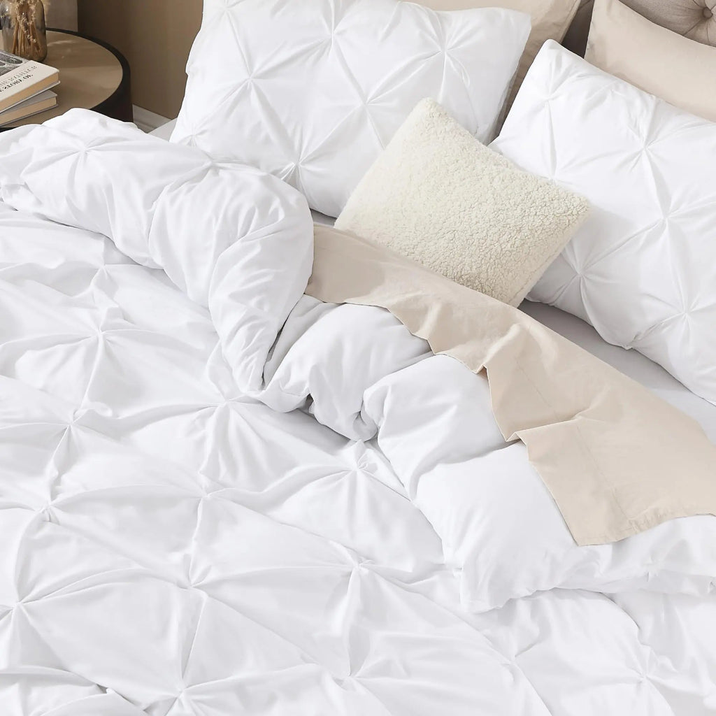 Pinch Pleated Duvet Cover Set with Hidden Zipper and Corner Ties for Super King Plus Bedding