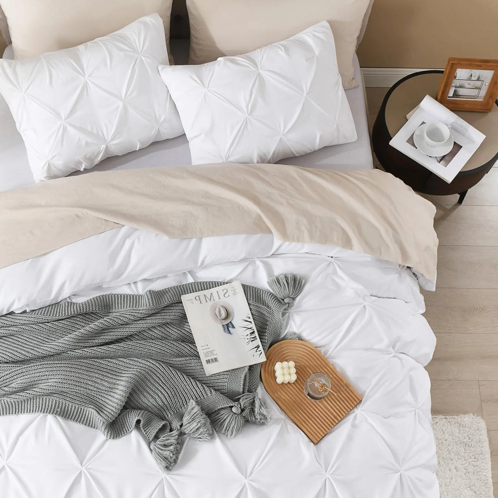 Pinch Pleated Duvet Cover Set with Hidden Zipper and Corner Ties for Super King Plus Bedding