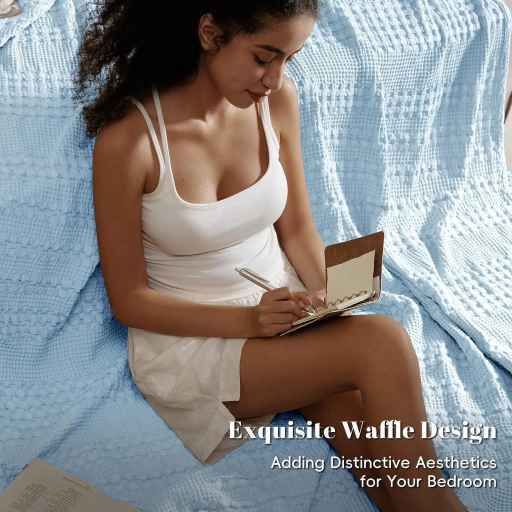Cotton Waffle Weave Blanket with Lightweight Breathable Design for Summer and Mild Weather Comfort