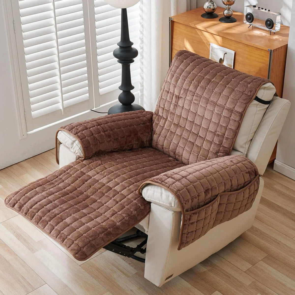 Washable Recliner Slipcover with Elastic Straps for Kids Pets and Daily Furniture Care