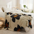 Soft Sunflower Printed Fleece Throw Blanket with Lightweight Warmth for Bed, Sofa, and All-Season Comfort