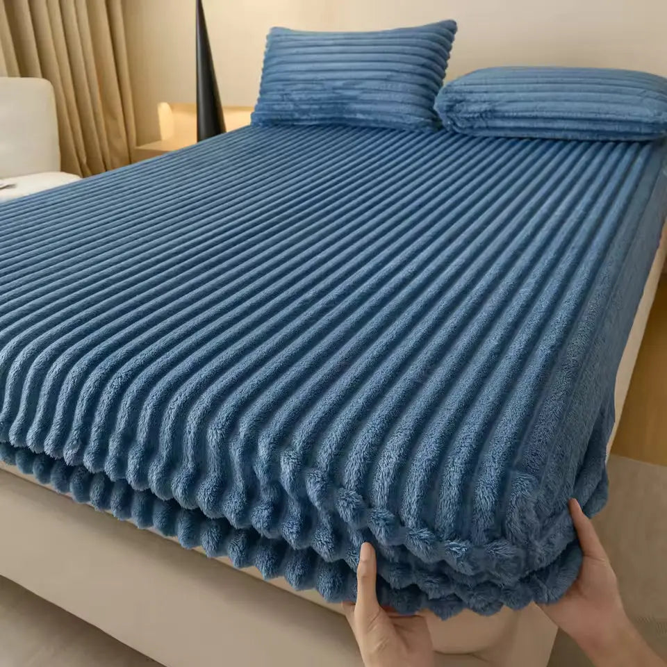 Luxury Faux Fur Fitted Bed Sheet with Deep Pockets for All Season Mattress Comfort