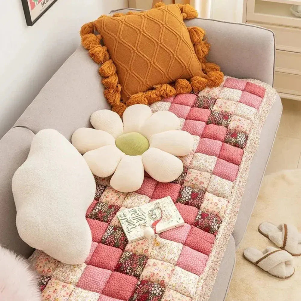 Cute Floral Pet Sofa Cover and Bed Mat with Soft Washable Fabric for Cats and Dogs