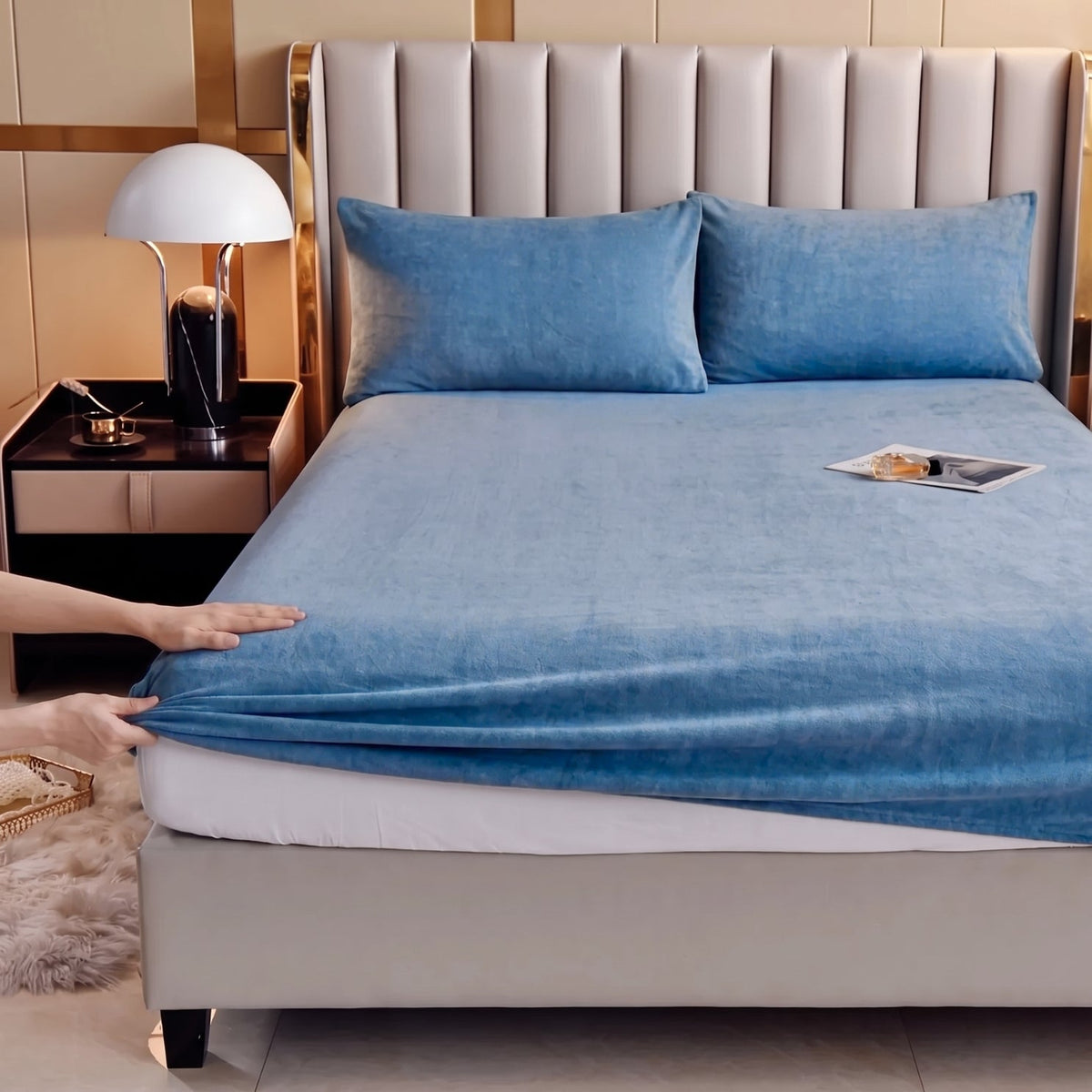Plush Velvet Thermal Mattress Cover Sheet Set for Winter Bedding Comfort