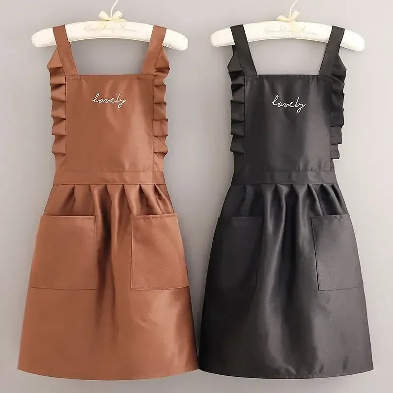 FloraBelle Waterproof Floral Apron – Stylish, Spill-Proof Kitchen Shield