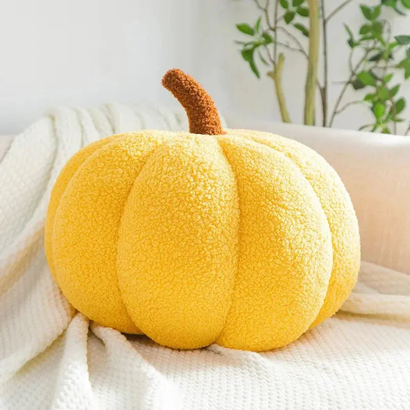 Plush Pumpkin Decorative Cushion with Three Dimensional Design for Seasonal Home Styling