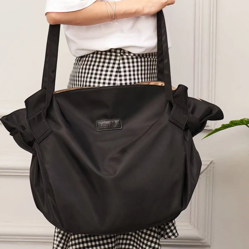 Foldable Travel Organizer Bag with Large Capacity and Waterproof Design for Weekend and Daily Use