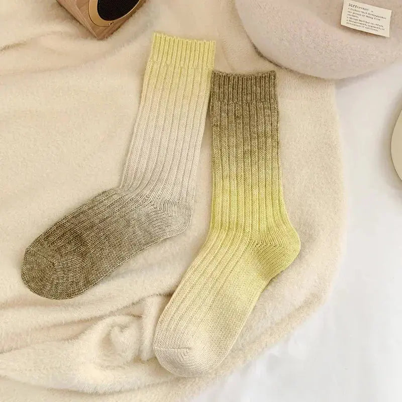 Gradient Wool Cashmere Long Knit Socks for Women with Thick Thermal Knit for Autumn and Winter Wear