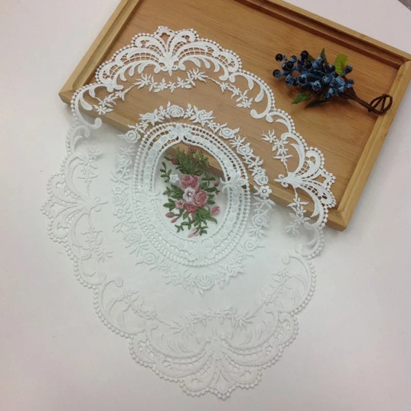 Embroidered Round Lace Table Mat Elegant Decorative Table Cover for Dining Table Party Wedding Decor