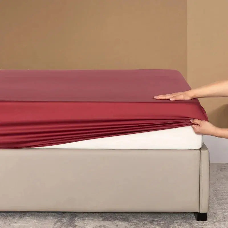 Bamboo Cooling Fitted Sheet with Deep Pocket and Smooth Weave for Everyday Bedding