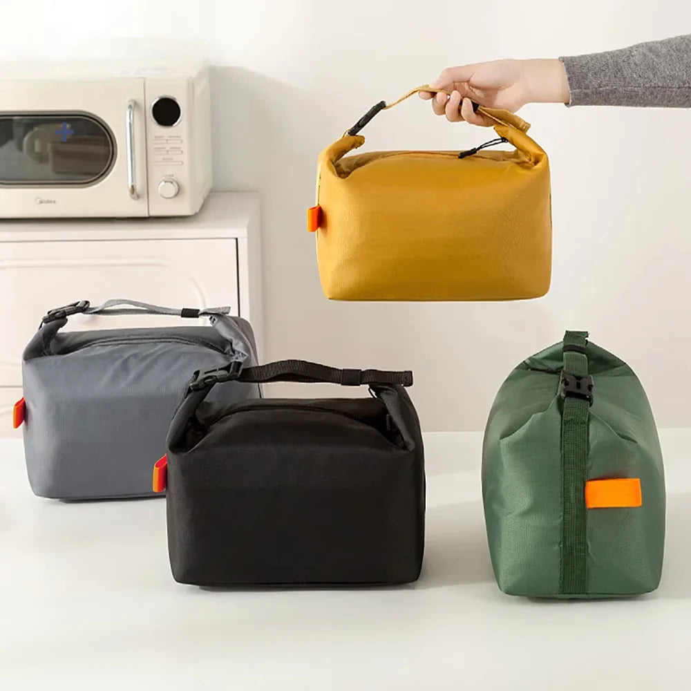 Insulated Lunch Bag with Leakproof Zipper and Large Capacity Design for Work, Travel, and Daily Food Storage