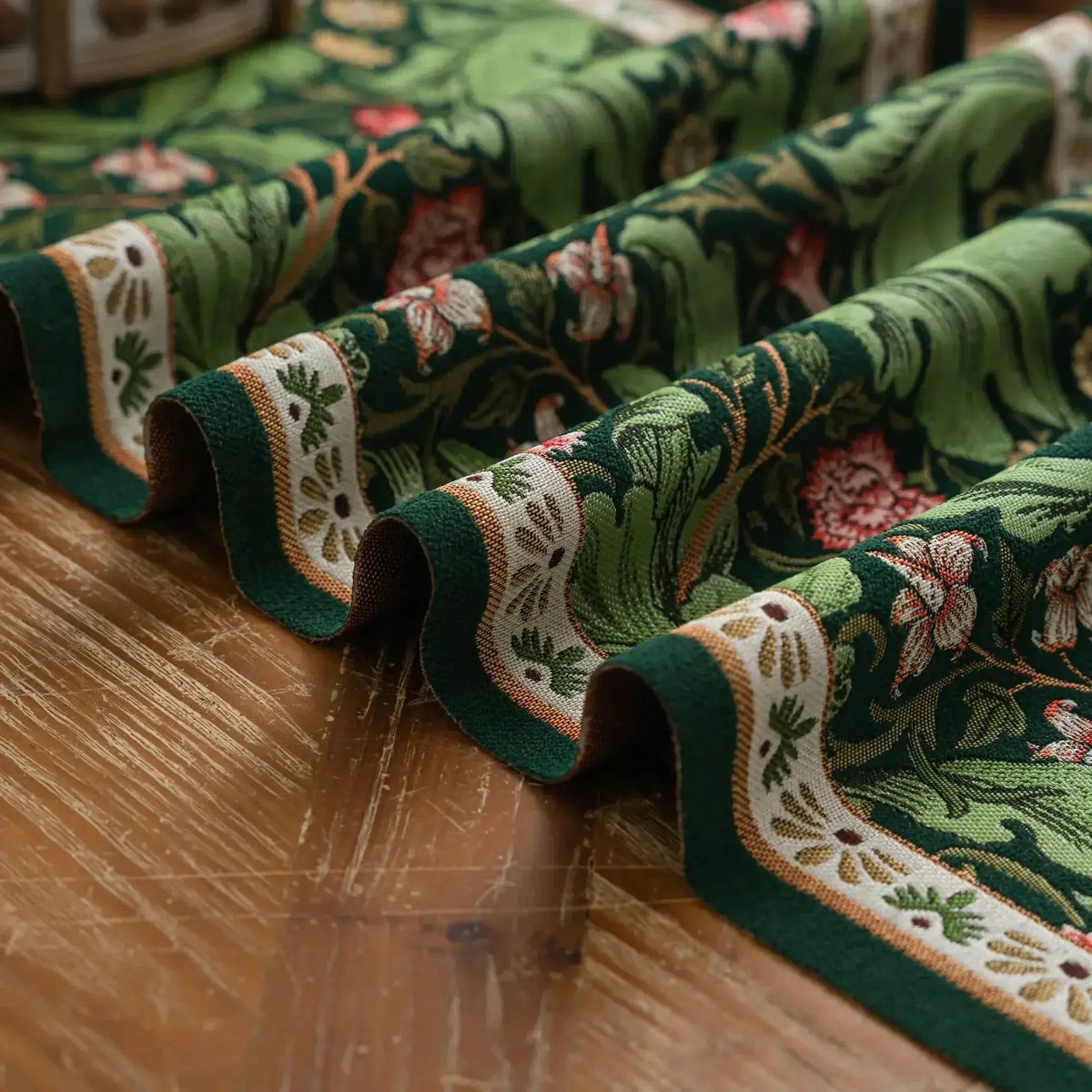 Jacquard Plant Table Runner with Tassels for Dining Table Decor