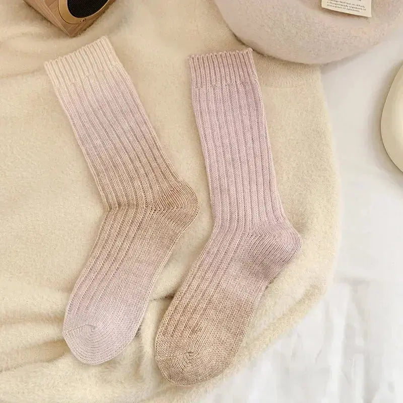 Gradient Wool Cashmere Long Knit Socks for Women with Thick Thermal Knit for Autumn and Winter Wear