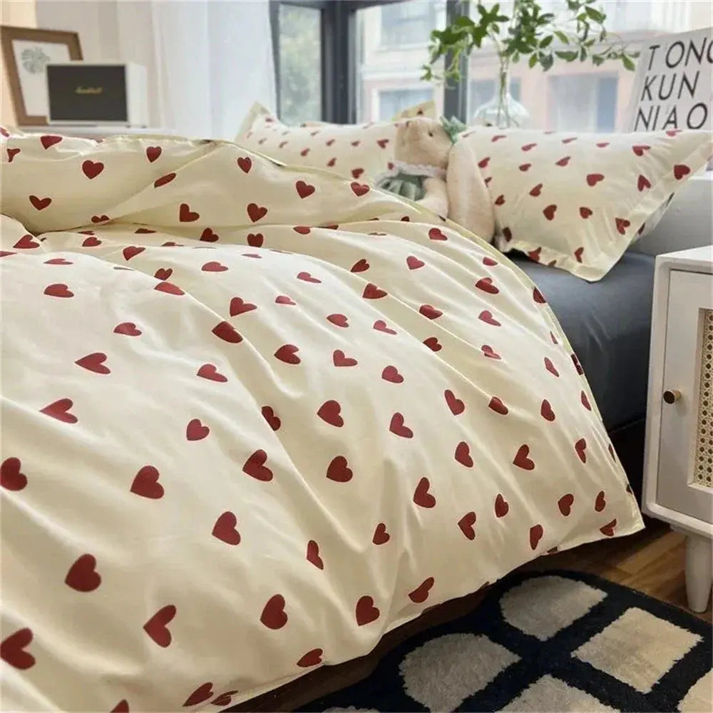 Korean Style Love Heart Bedding Set with Duvet Cover Flat Sheet and Pillowcases for Everyday Comfort