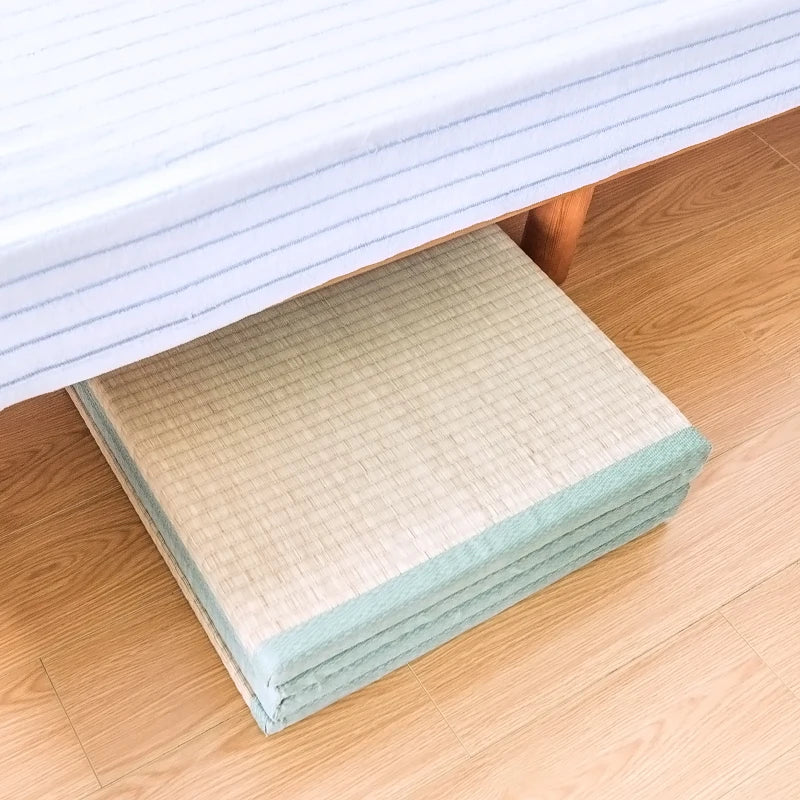 Japanese Foldable Tatami Mat with Igusa Straw Design for Floor Sleeping and Meditation Use