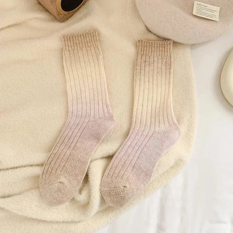 Gradient Wool Cashmere Long Knit Socks for Women with Thick Thermal Knit for Autumn and Winter Wear