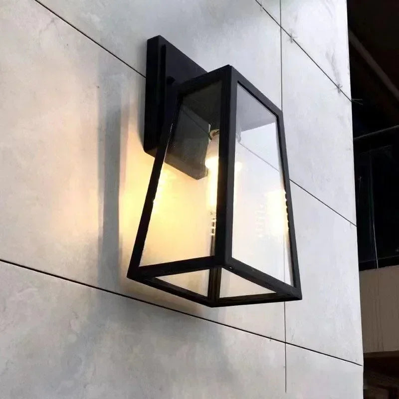 Verona Outdoor Wall Lantern