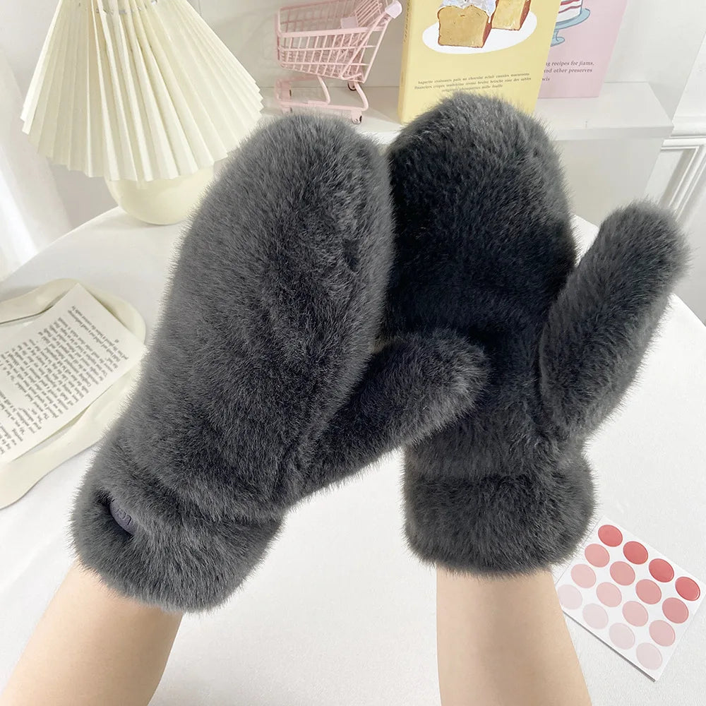Plush Faux Fur Mittens with Heat Retaining Full Coverage Design for Cold Weather Comfort