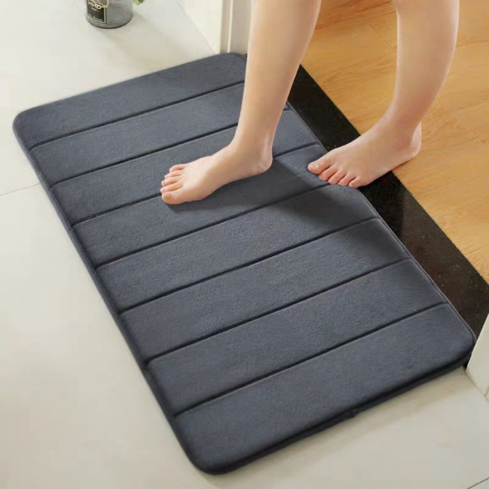 UltraSoft Absorbent Bath Mat – Plush Comfort, Quick-Dry