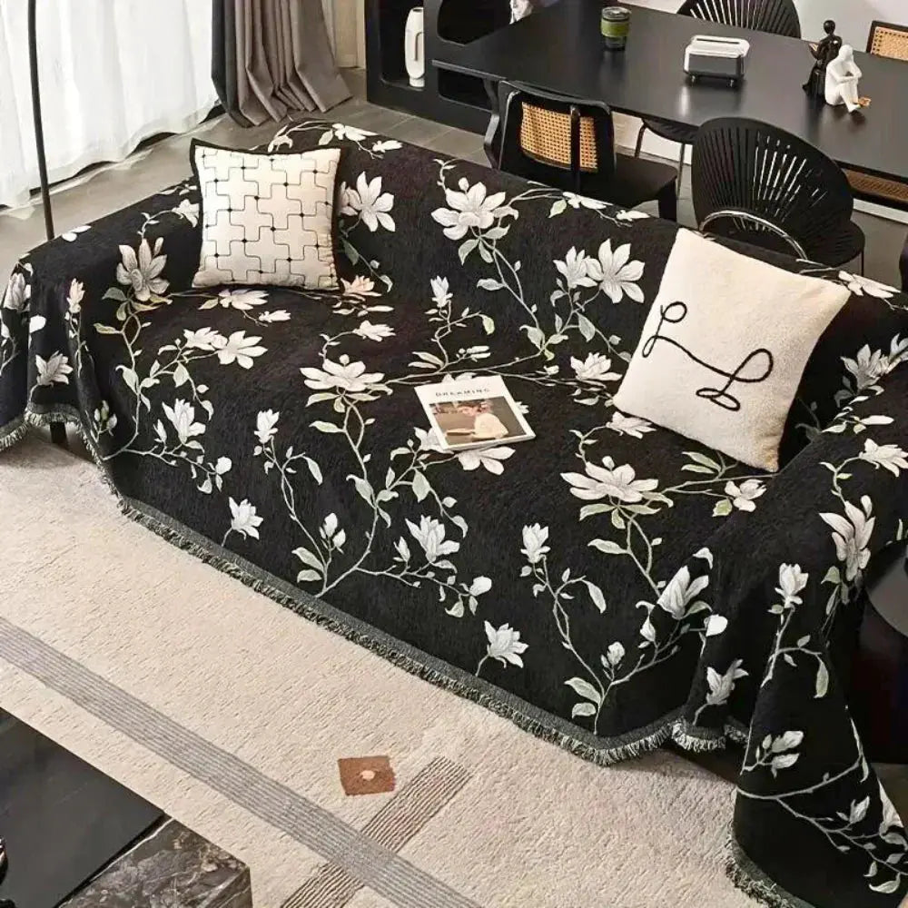Bohemian Chenille Sofa Cover with Tassels for Four-Season Use as Universal Blanket and Furniture Protector