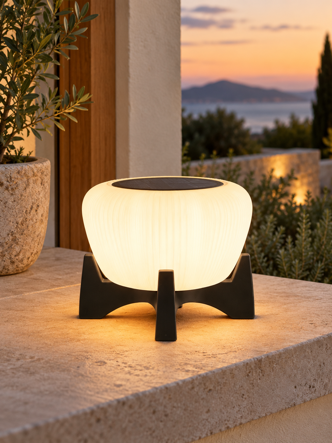 Auralen Home — solar landing light outdoor led pathway lamp, detail