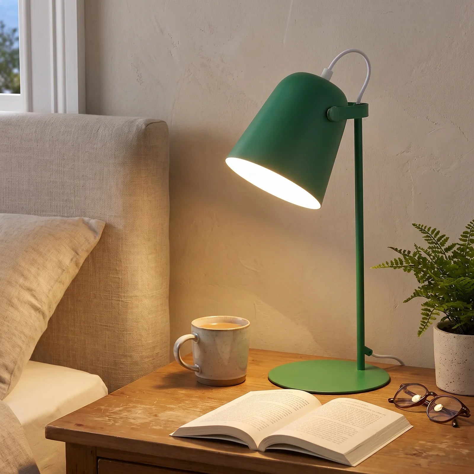 Nordic Metal LED Desk Lamp - Sleek, Energy-Efficient Task Lighting