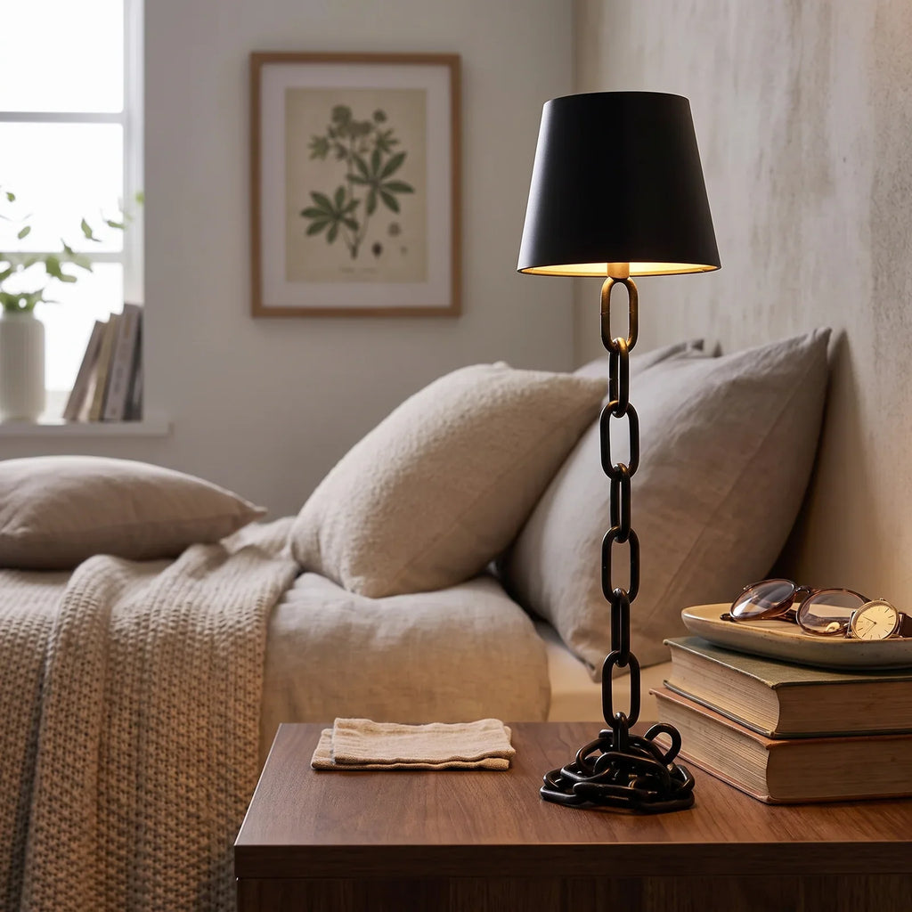 Sleek Modern Chain-Link Table Lamp for Stylish Spaces
