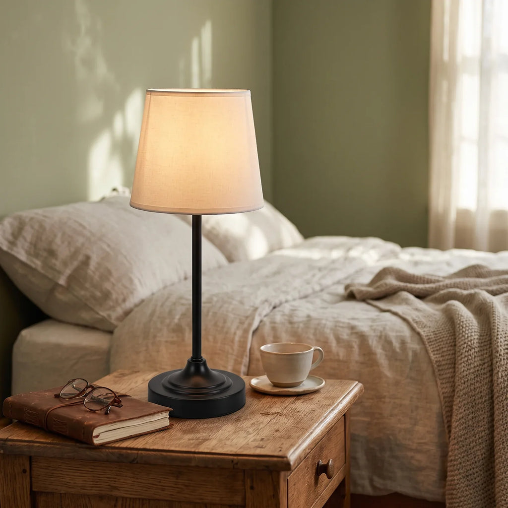 Dimmable Battery-Powered Table Lamp