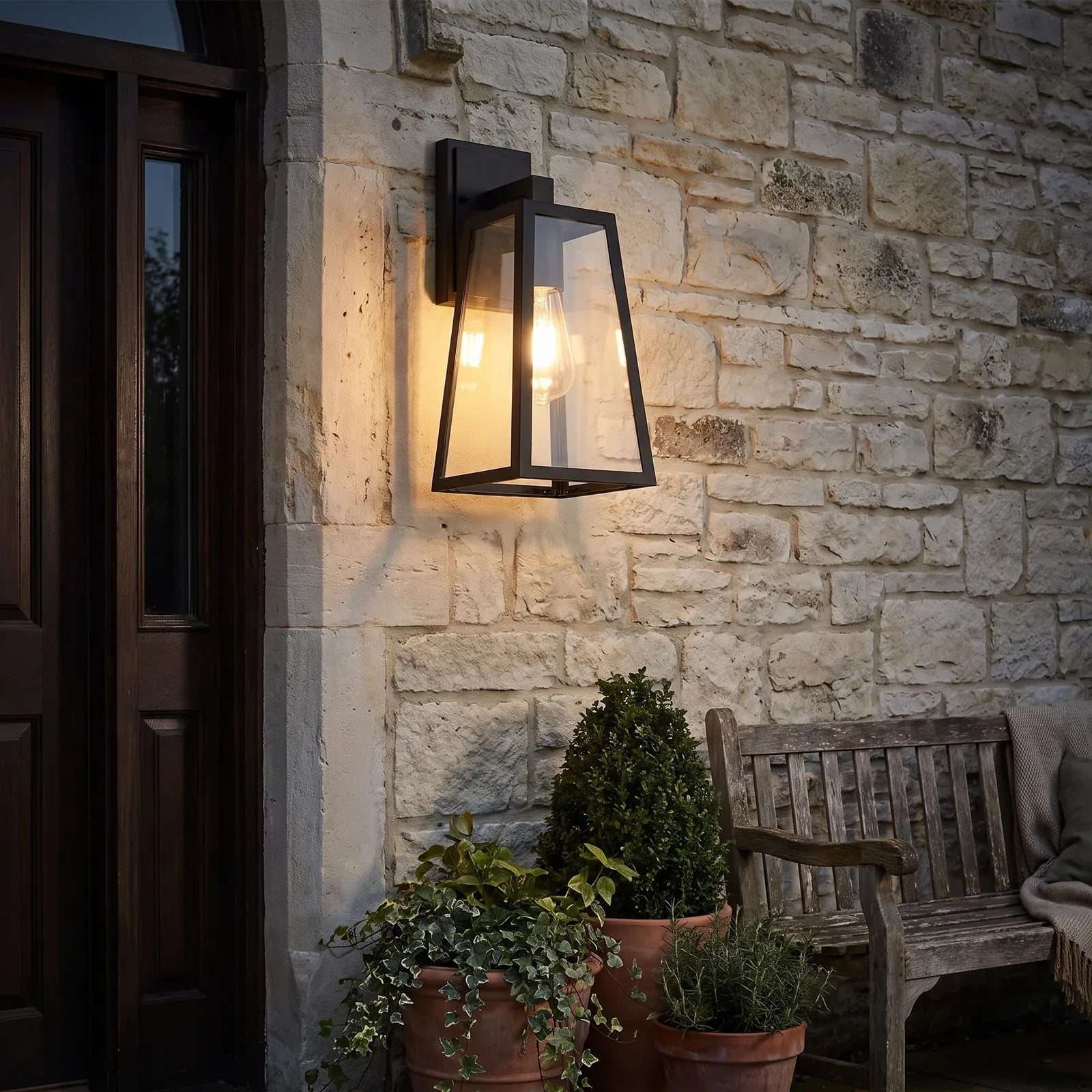 Verona Outdoor Wall Lantern