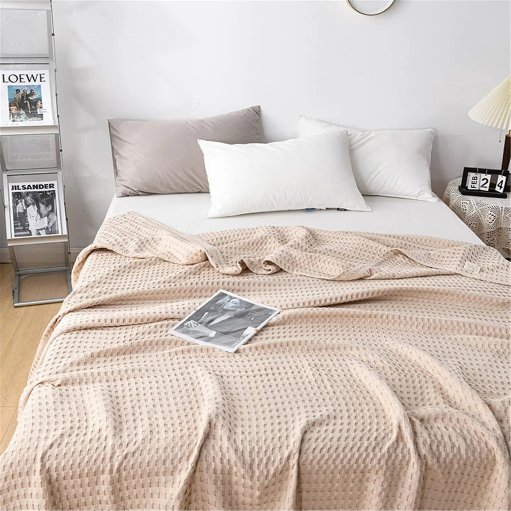 Cotton Waffle Weave Blanket with Lightweight Breathable Design for Summer and Mild Weather Comfort