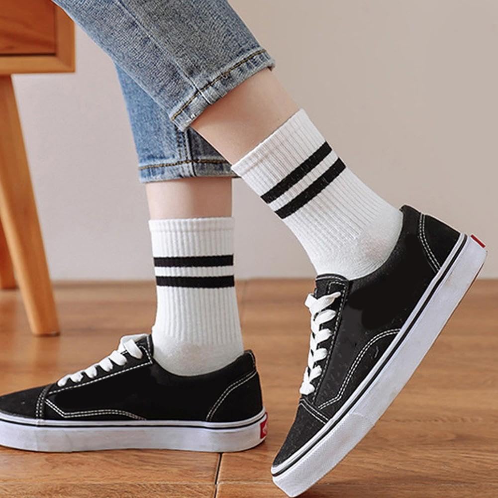 Womens Crew Socks with Cushioned Cotton and Vintage Striped Design for Sports and Everyday Wear