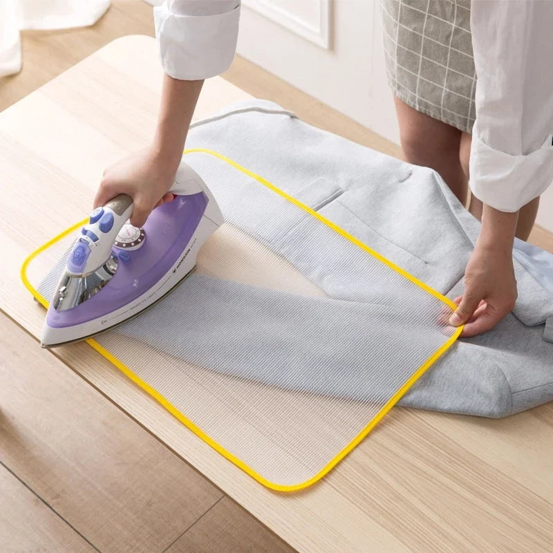 Heat-Resistant Mesh Ironing Mat Cover to Protect Clothes from Shine and Scorching, Suitable for Most Irons, Random Colors