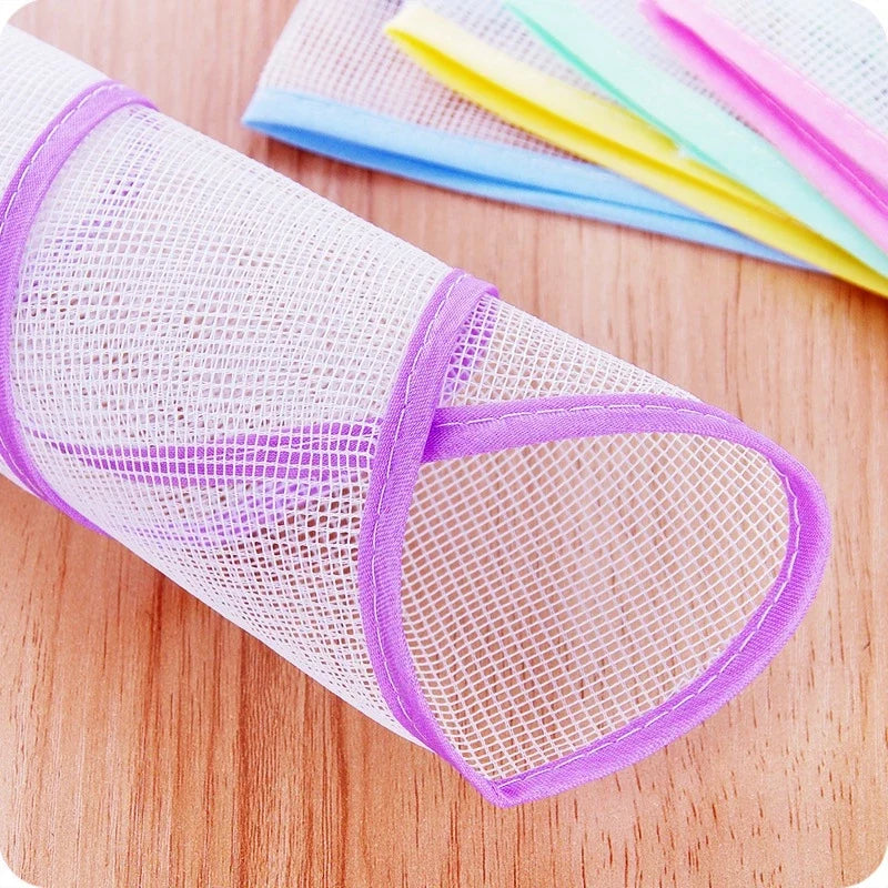Heat-Resistant Mesh Ironing Mat Cover to Protect Clothes from Shine and Scorching, Suitable for Most Irons, Random Colors