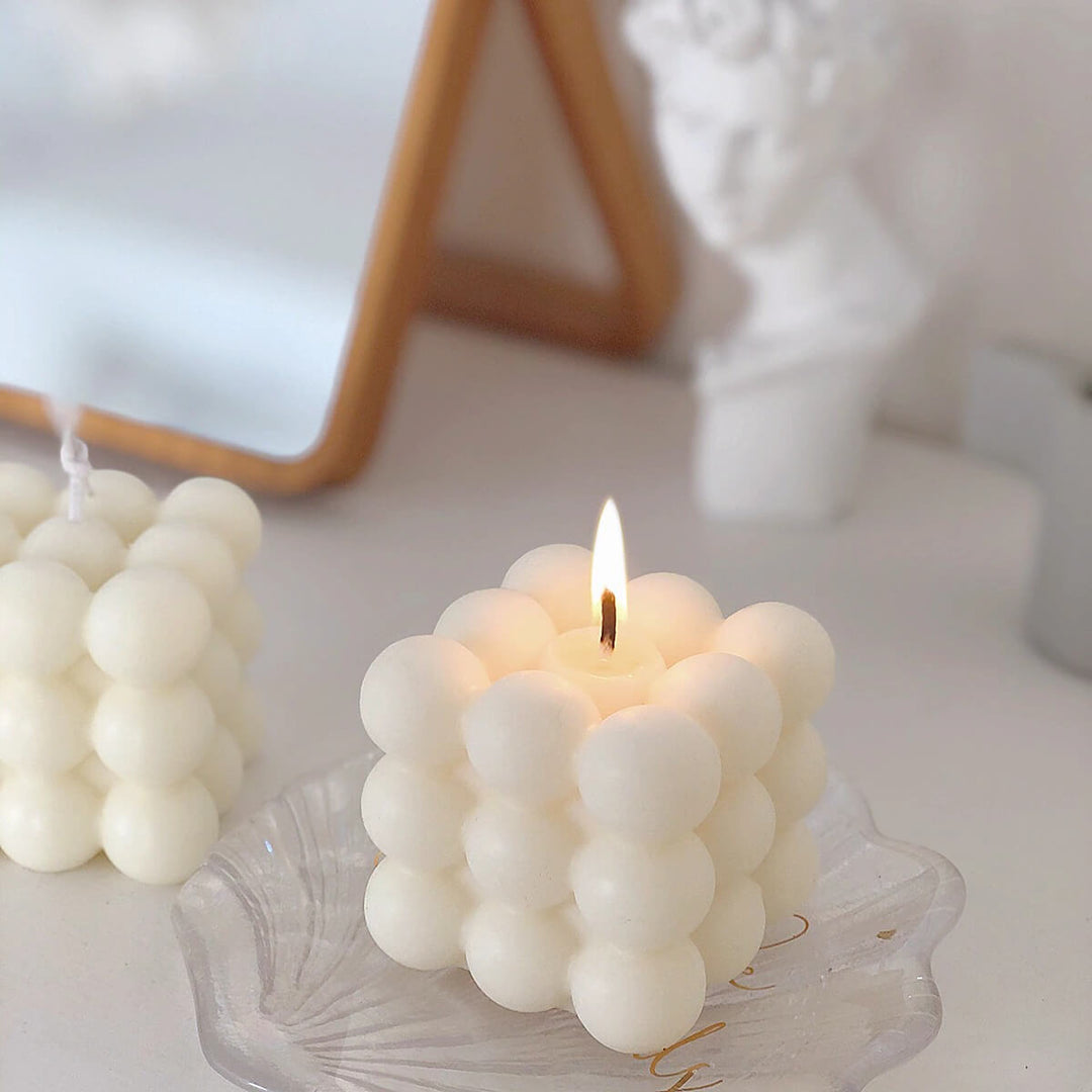 Handmade Aroma Cube Candle with Decorative Soy Wax Design for Weddings and Home Ambience