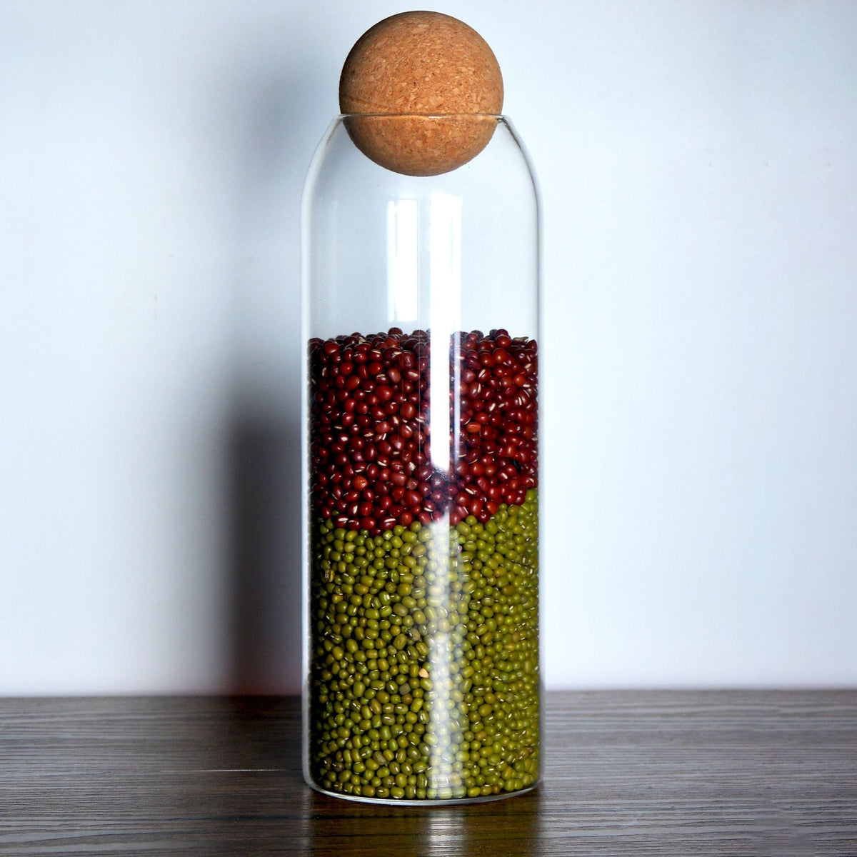 Round Cork Glass Jar with Sealed Display Design for Tea Coffee Beans Dried Flowers and Pantry Storage
