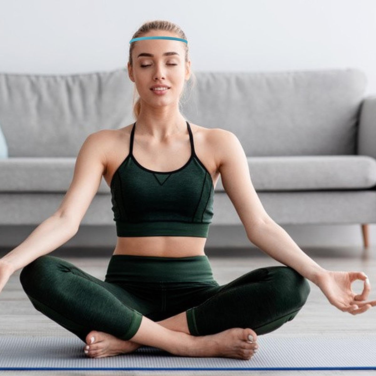 4Pcs Elastic Sports Headbands with Non Slip Design and Stretch Fit for Daily Exercise and Active Wear