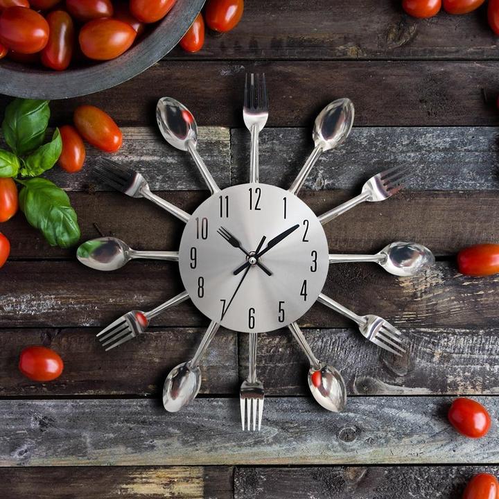Colorful Cutlery Wall Clock with Waterproof Quartz Design for Kitchens Restaurants and Dining Rooms