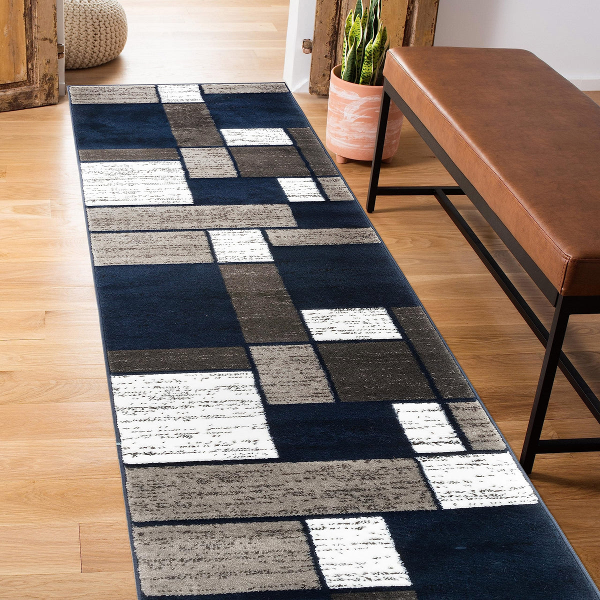 Simple Check Pattern Floor Mat for Kitchen, Hallway, or Corridor, Anti-Slip, Washable Polypropylene Rug for Home Decoration