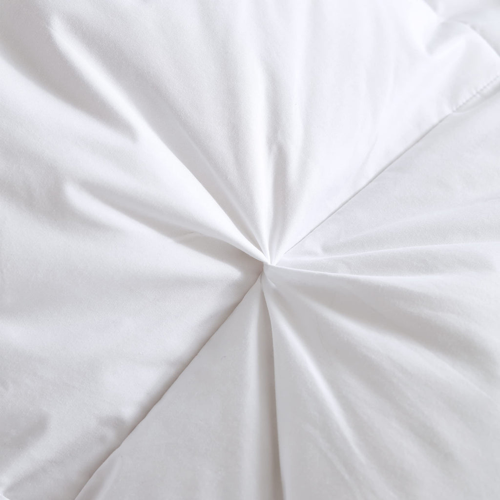 Goose Down Comforter with Pinch Pleat Design and All Season Medium Warmth for Relaxed Sleep Comfort