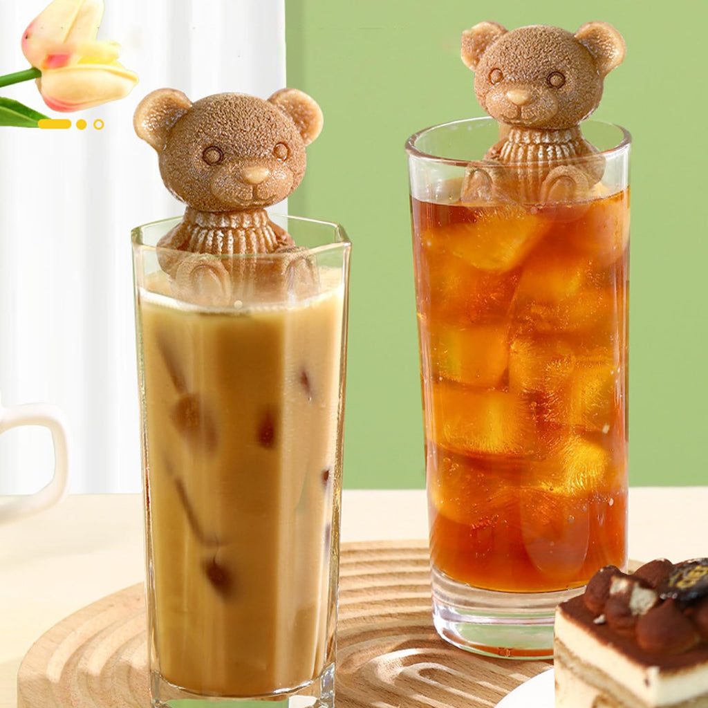 Bear Chill Ice Mold with 3D Silicone Design for Whiskey Cocktails and Creative Beverage Cooling