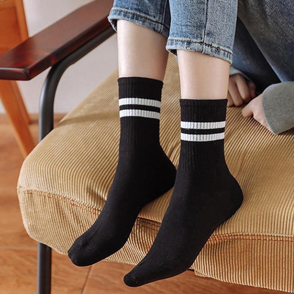 Womens Crew Socks with Cushioned Cotton and Vintage Striped Design for Sports and Everyday Wear