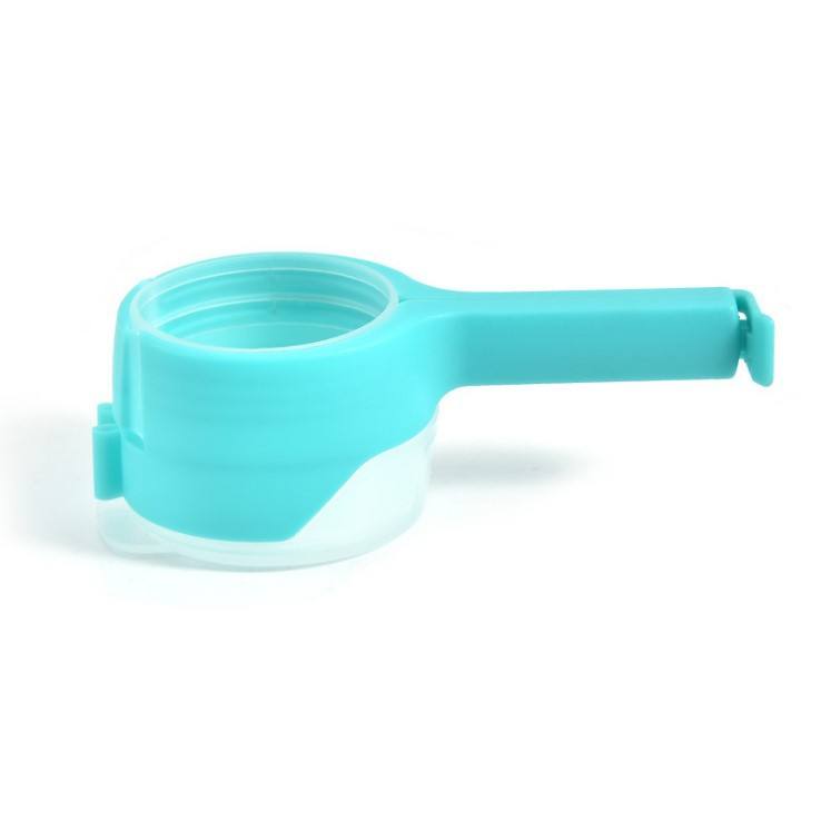 Pour Spout Bag Clips with Sealing Design for Snacks Cereal and Food Storage Bags (4 Pcs)