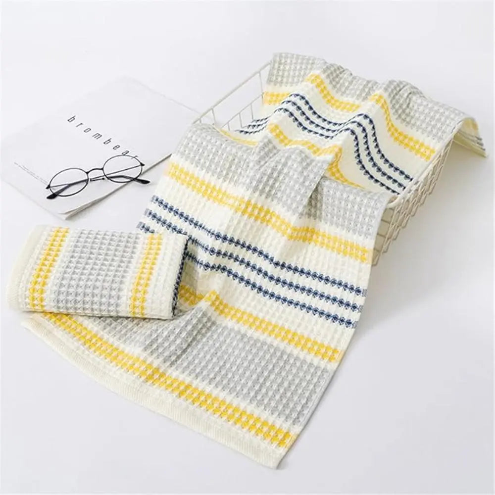 2Pcs 100% Pure Cotton Waffle Bath Towel with Honeycomb Weave for Home and Spa Use