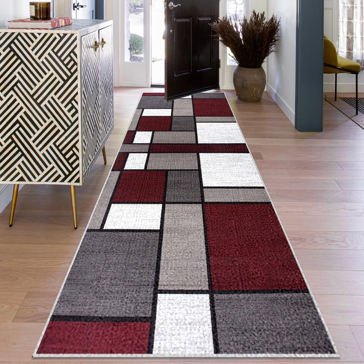 Simple Check Pattern Floor Mat for Kitchen, Hallway, or Corridor, Anti-Slip, Washable Polypropylene Rug for Home Decoration