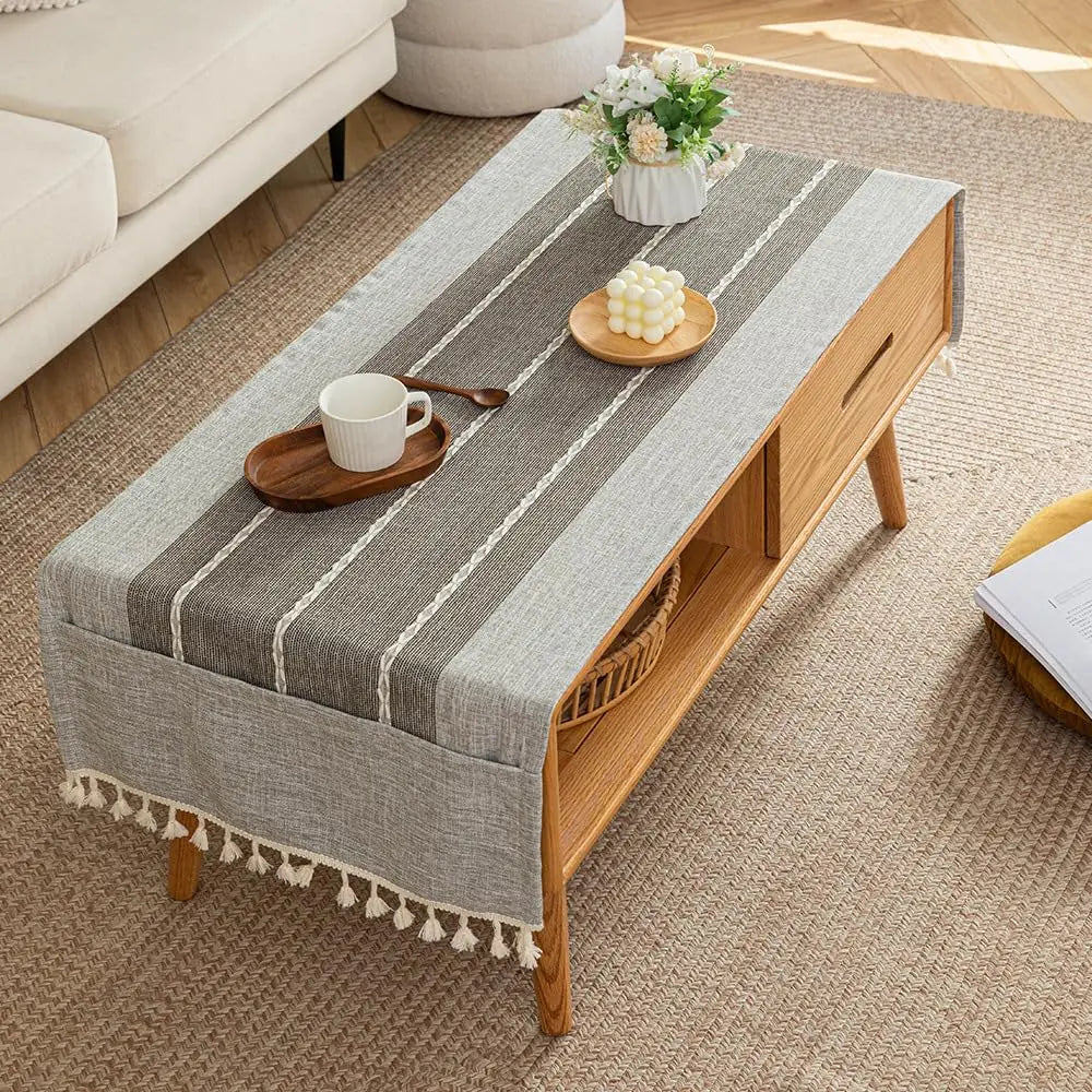 Tasseled Coffee Table Cloth with Storage Pockets for Rectangular Tables