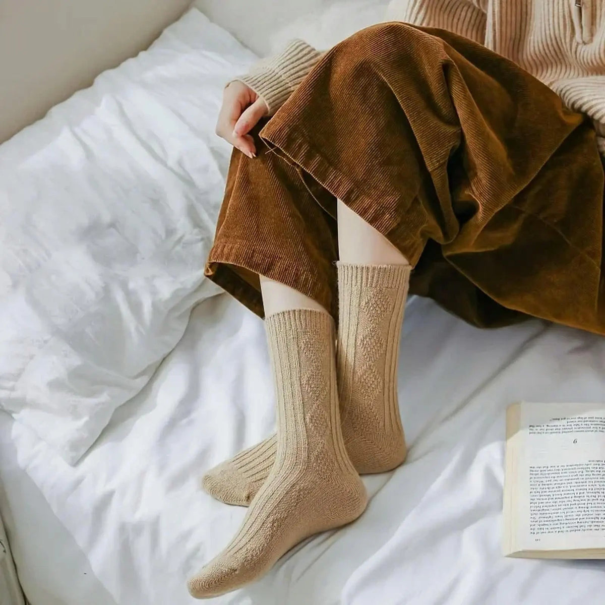2Pcs Thermal Wool Lounge Socks Set for Women with Thick Knit and Solid Color Winter Design